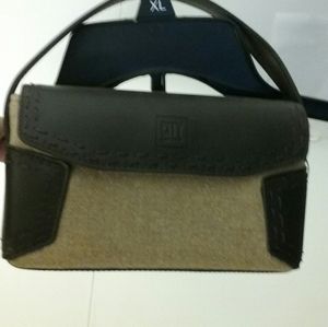 DKNY SMALL HANDBAG